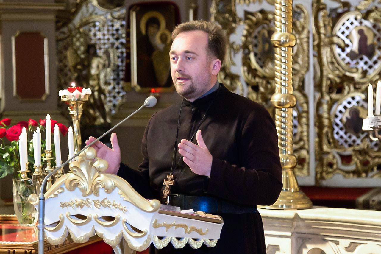 Упорядник книжки, отець УГКЦ Юстин Бойко