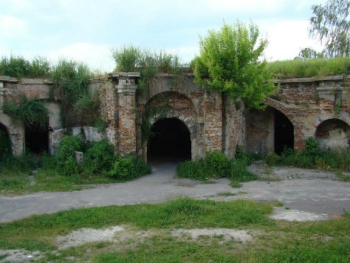 Руїни замку Конецпольського. Фото з https://uk.wikipedia.org