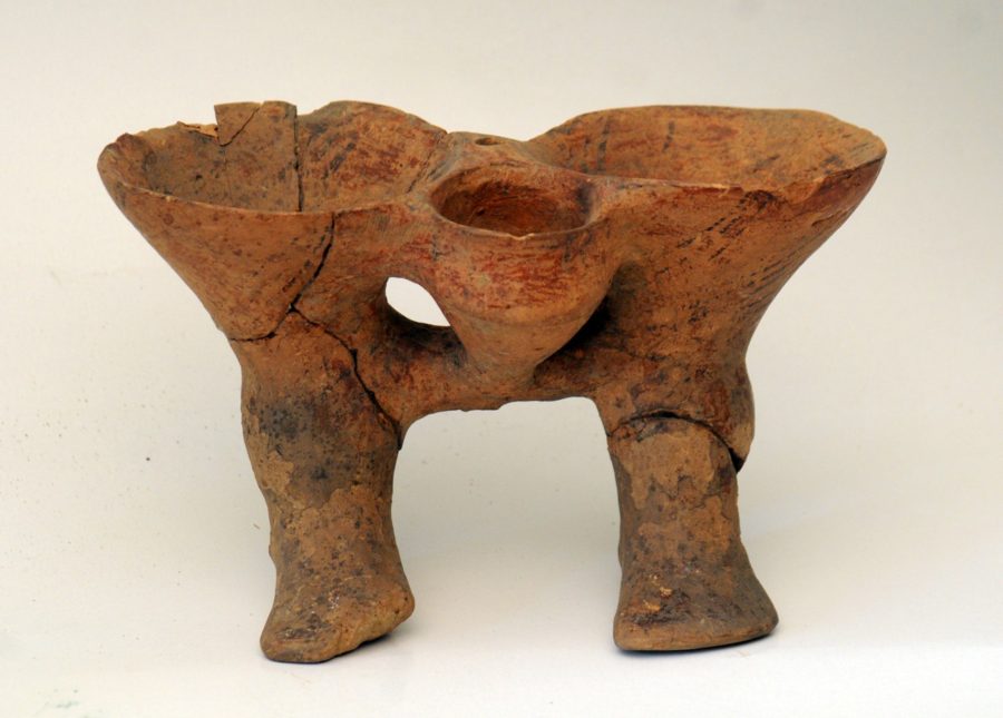 Посудина знайдена поблизу с. Незвиська Івано-Франківської обл. (фонди Львівського історичного музею)