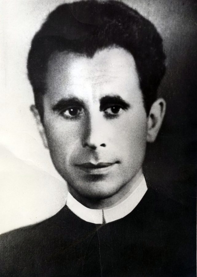 Отець Богдан Репетило