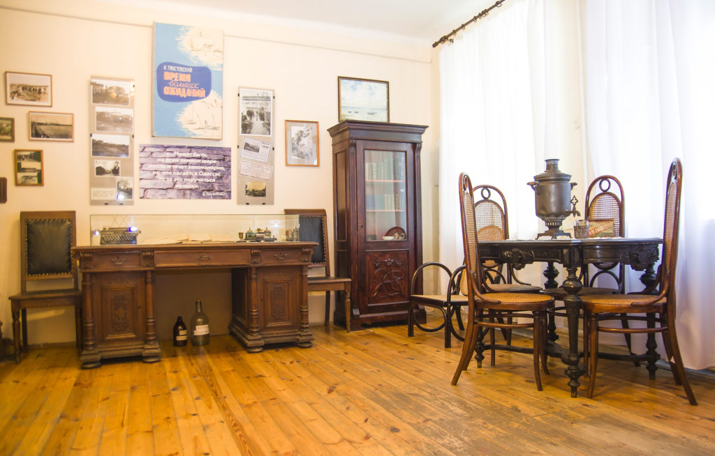 Експозиція Меморіального музею К. Г. Паустовського (філія Одеського літературного музею)