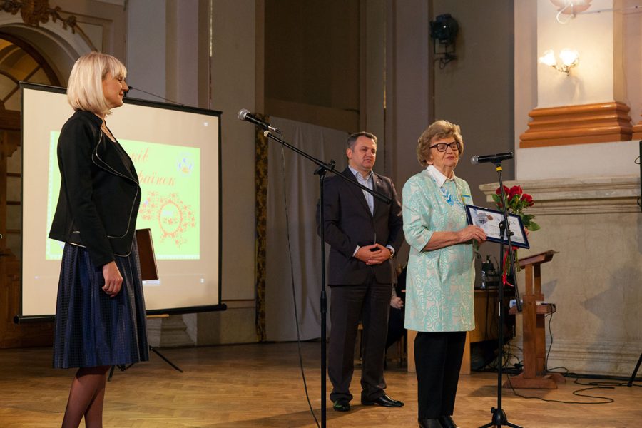 Урочиста академія «Жіноцтво української землі» з нагоди 100-річчя започаткування Союзу Українок