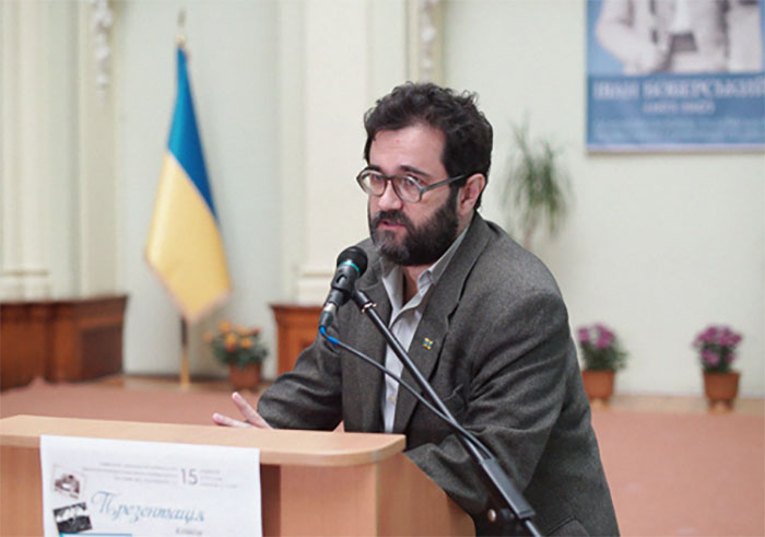 Андрій Гречило