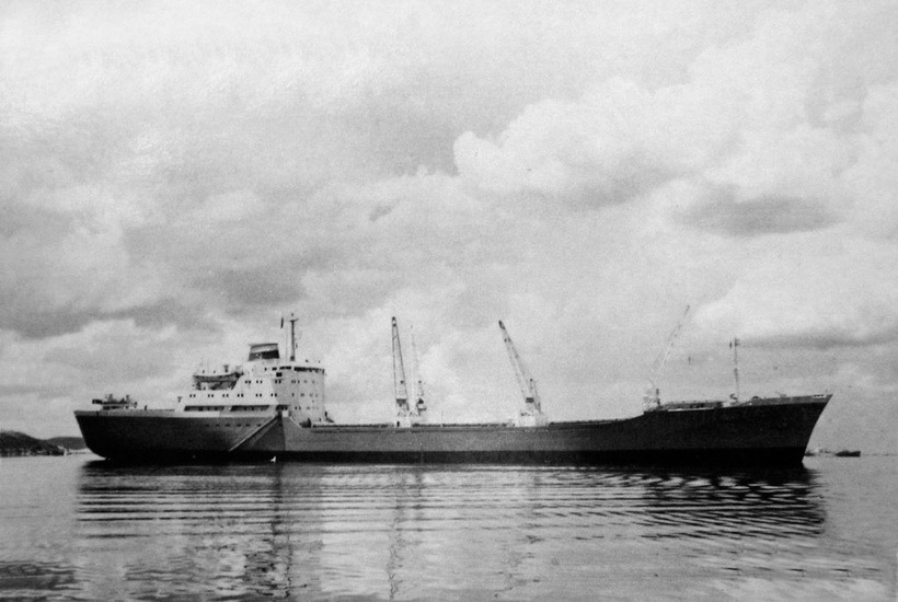 Теплохід "Нововолынск", виготовлений в Фінляндії в 1970 році