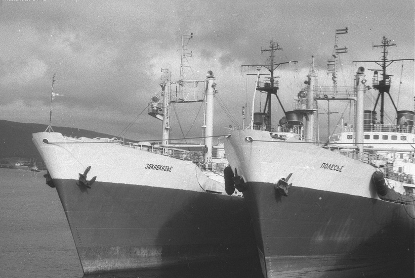 Великий морозильний траулер «Полесье»