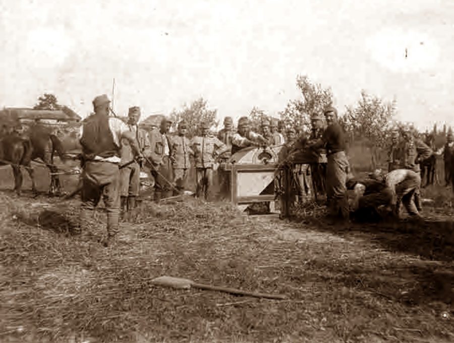 с. Скоморохи Сокальського району Львівської області (1914-1918). Фото з Австрійського державного архіву. 