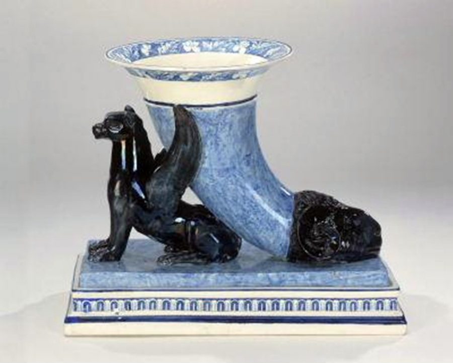 Ваза. Перша третина ХІХ ст. Києво-Межигірська фаянсова фабрика