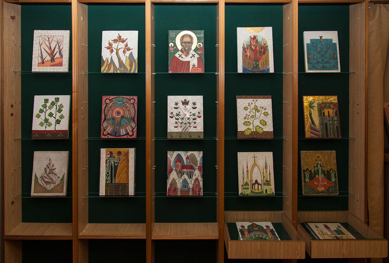 Експозиція виставки "На крилах весни"