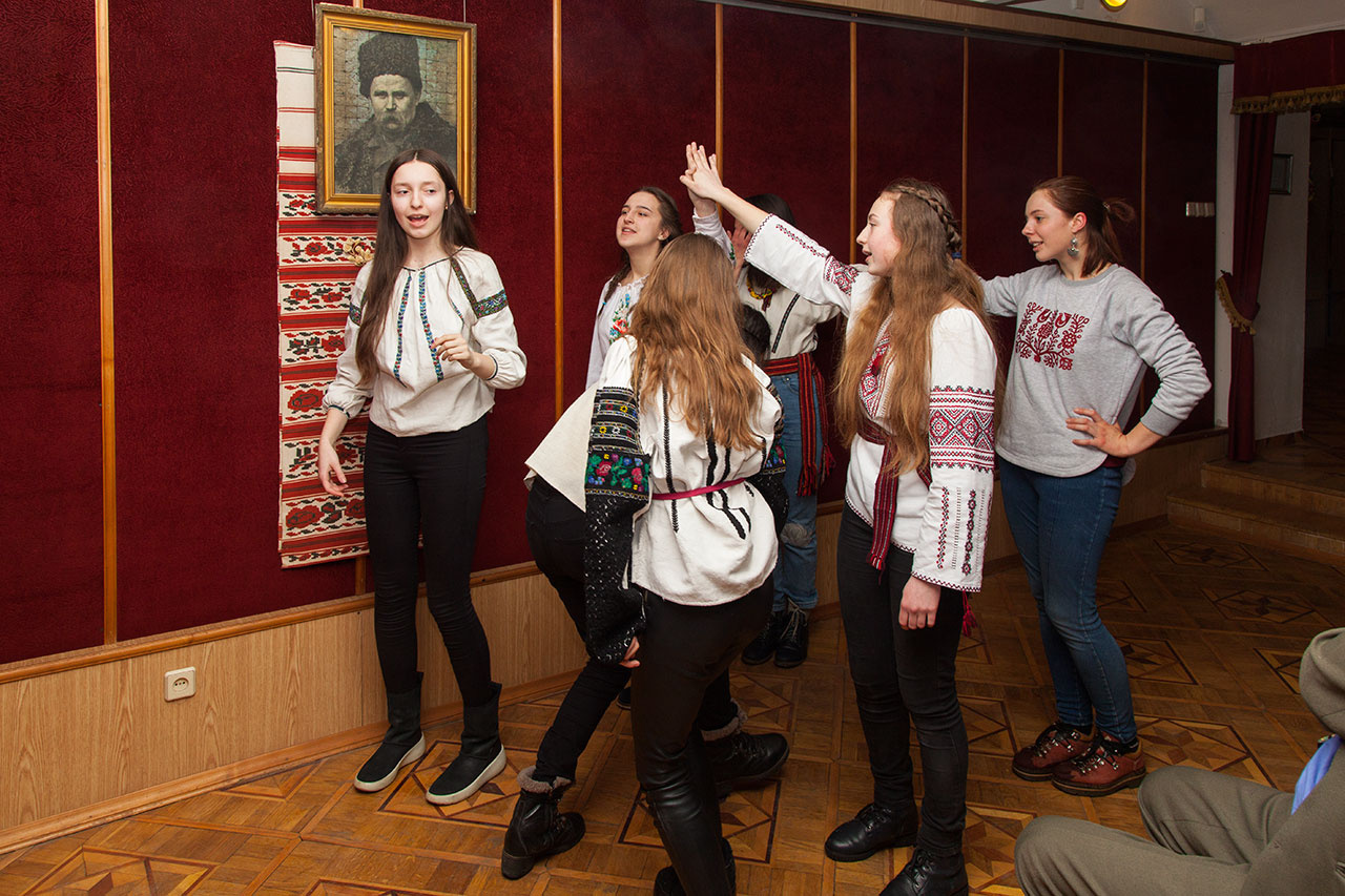 Виступ студентського театру "Пошук"