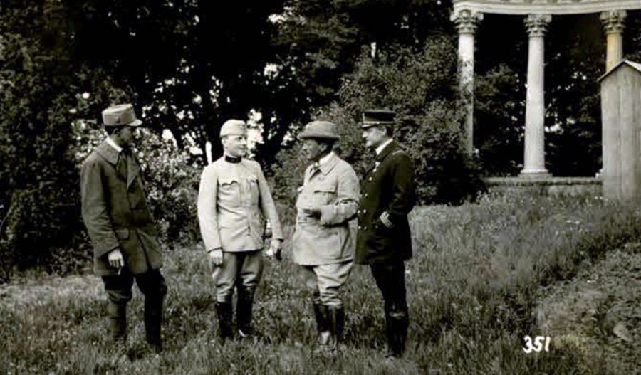 Свен Гедін (другий з права), Галичина, 1914-1918