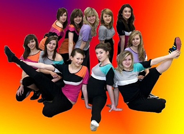 Ансамбль сучасного танцю «FUNKY DOLLS»