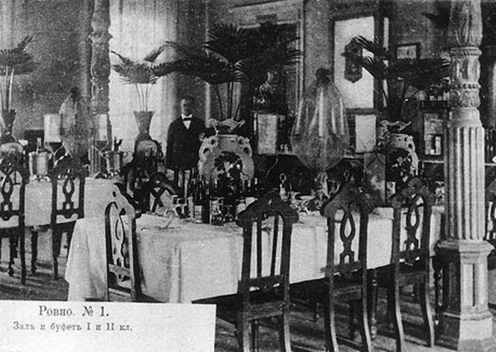 Привокзальний буфет