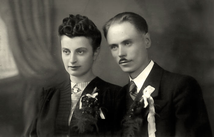 З дружиною Марією-Адріяною Кейван-Крупською в день вінчання. Коломия, 14 вересня 1943