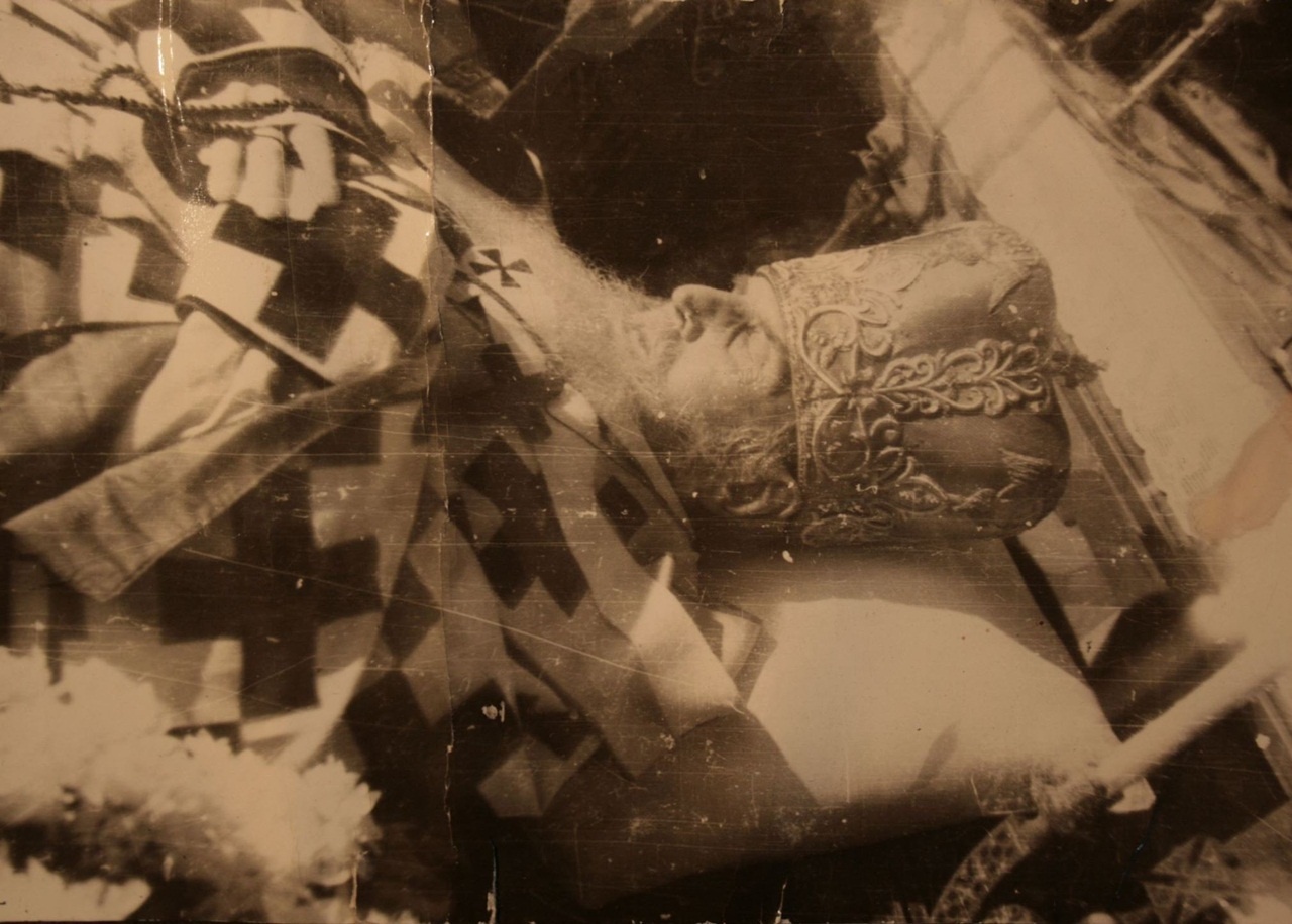 Митрополит Андрей Шептицький на смертному ложі (оригінал фото знаходиться у історичному архіві у Львові)