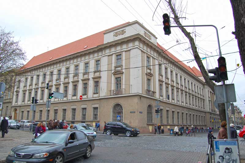 Головний поштамт Львова