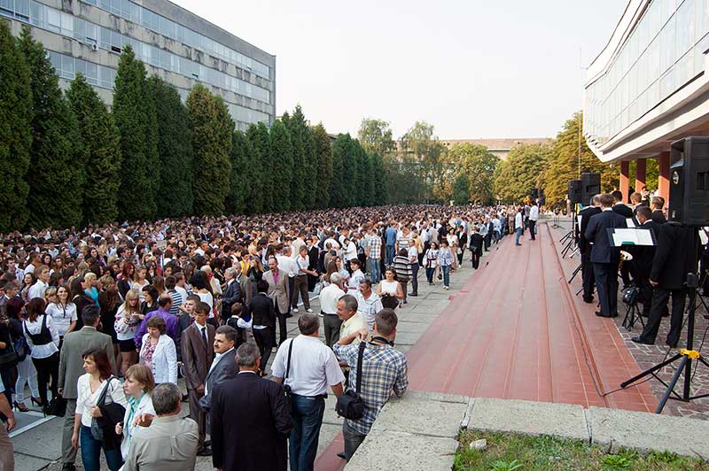 У «Львівській політехніці» першокурсників посвятили у студенти