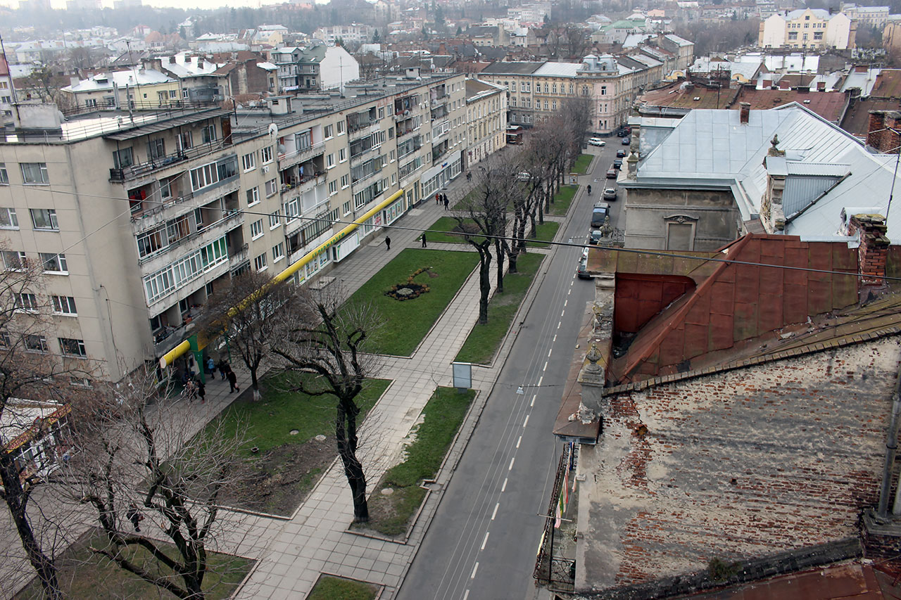 Панорама Львова з даху Євроготелю