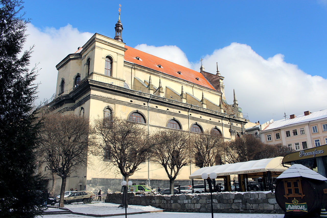 Гарнізонний храм святих апостолів Петра та Павла у Львові Гарнізонний храм святих апостолів Петра та Павла у Львові