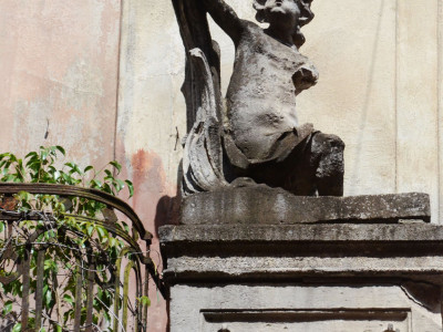 Вірменська, 13