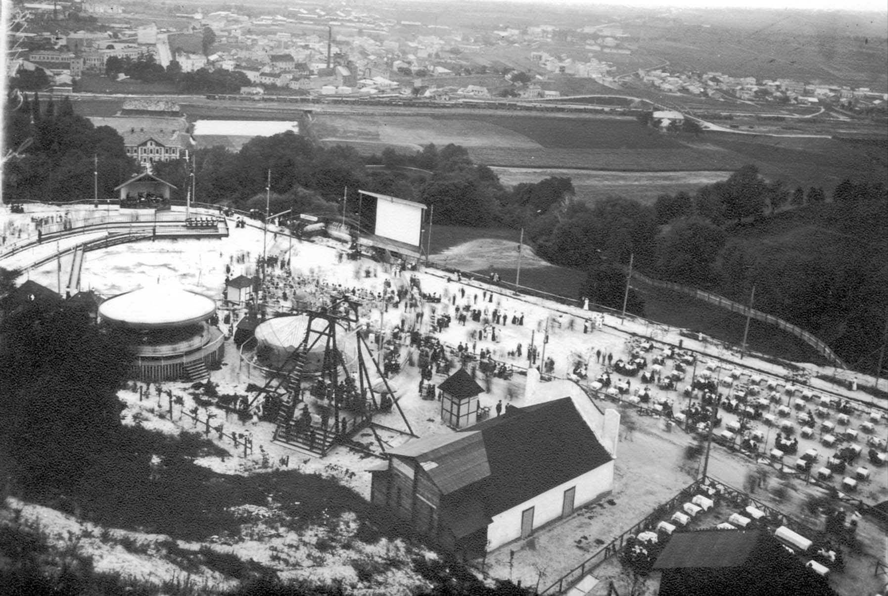 Луна-парк на Кайзервальді.