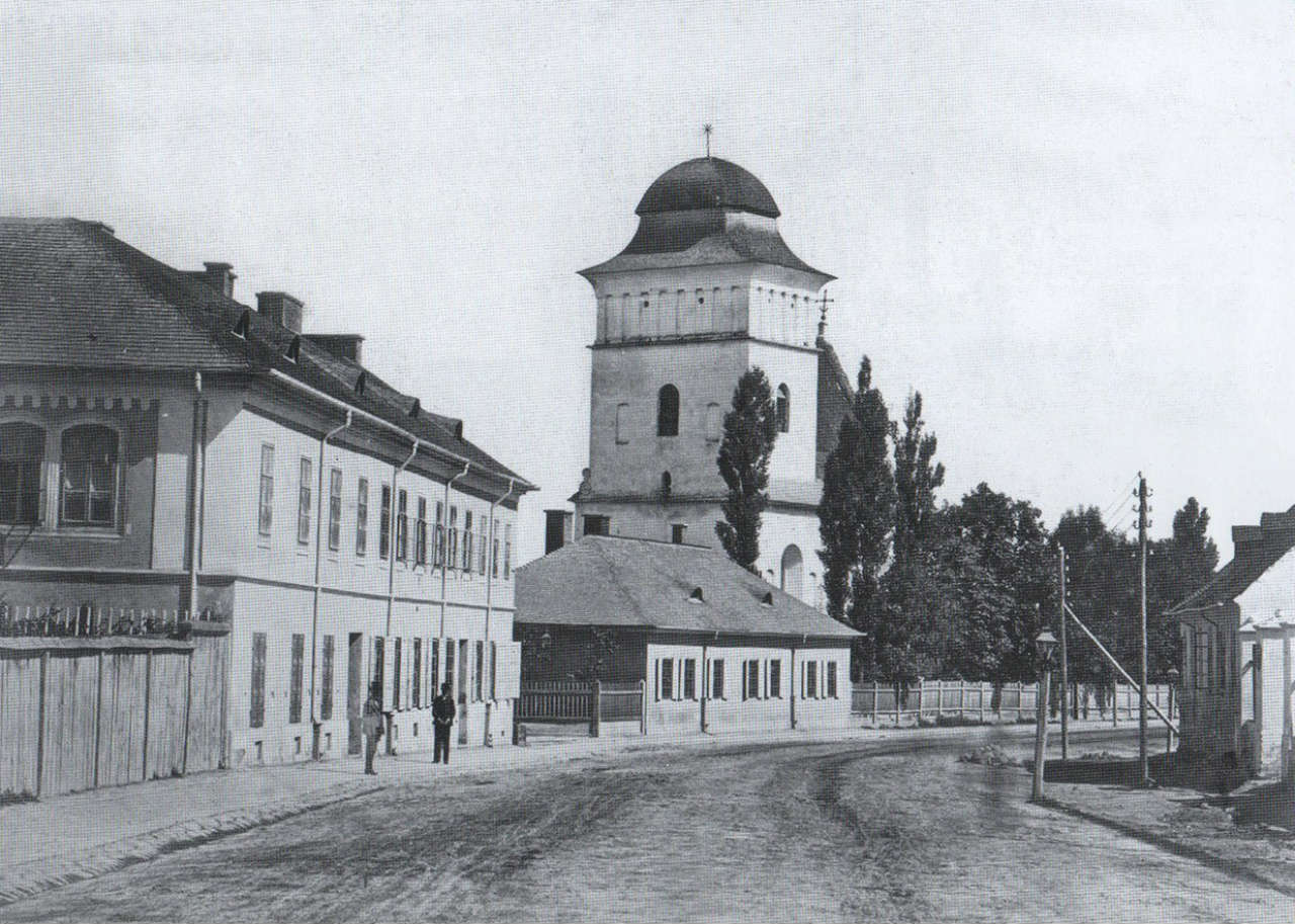 Церква Параскеви Пятниці XVII сторіччя. Фото др.пол. XIX ст.