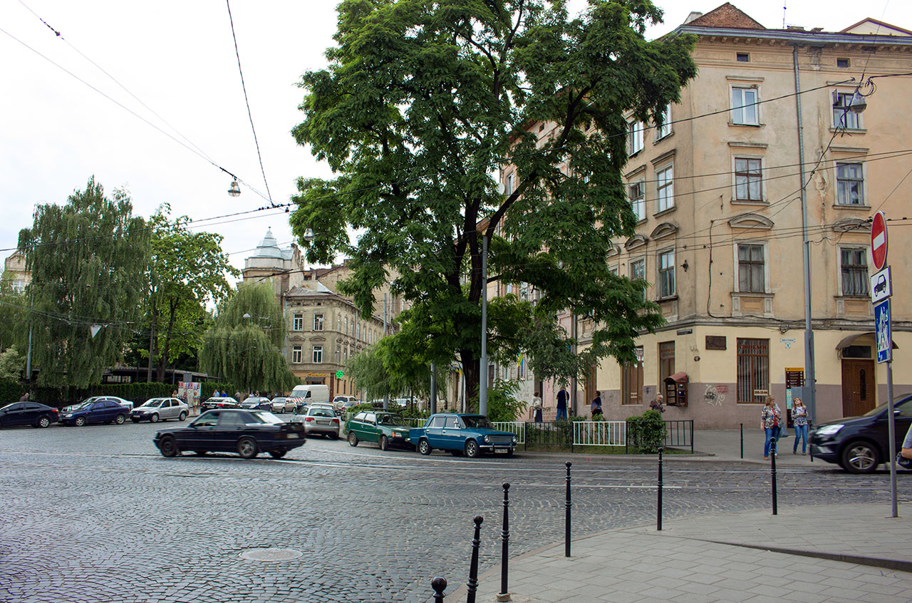 Бордель “На мості”, який розташовувася за театром ім. Марії Заньковецької