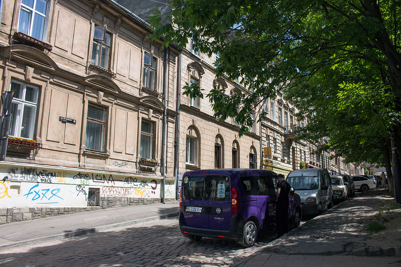 Вулиця Філарета Колесси у Львові