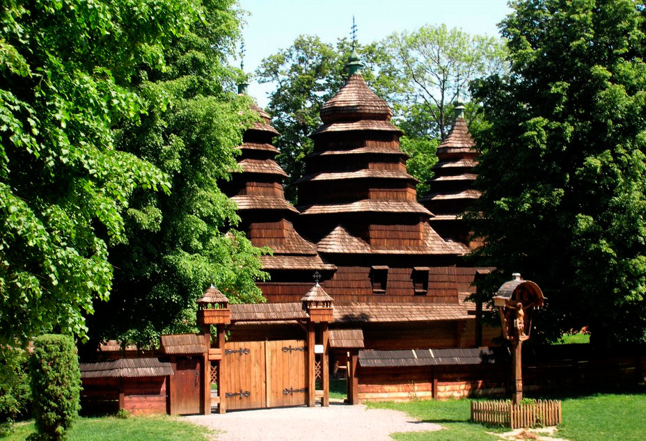 Церква святого Миколая у Шевченківському гаю у Львові