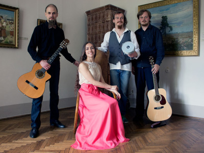 Концерт музичного гурту "Хрущі" в музеї Івана Труша