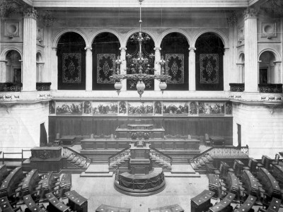 Зала засідань Галицького сойму (нині приміщення Львівського національного університету ім. І.Франка), фото 1914 року