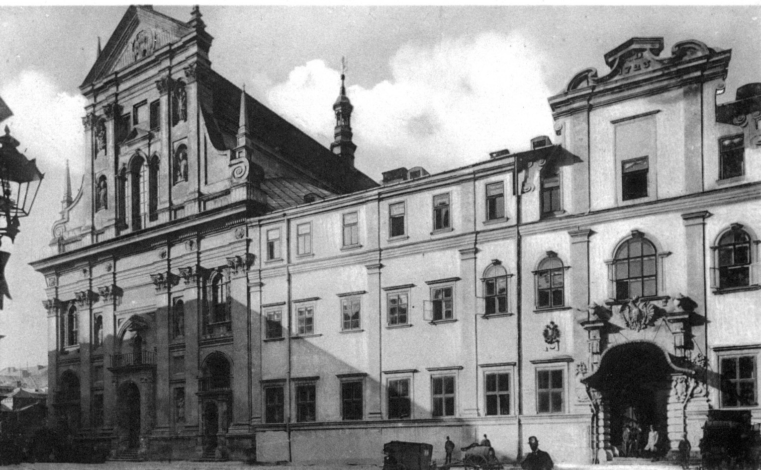 м. Львів. Костел єзуїтів, найдавніша будівля Львівського університету. Фото з kameniar.lnu.edu.ua