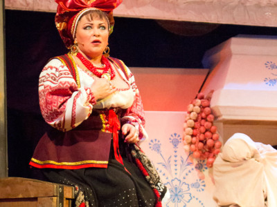 Сцена з вистави "Різдвяна ніч"