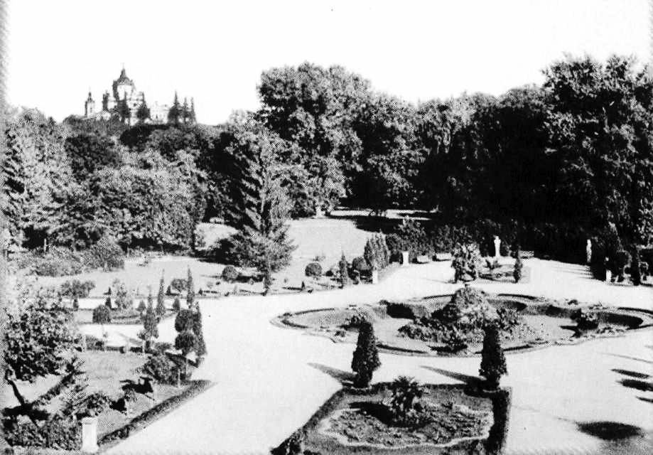Єзуїтський сад (сучасний парк ім. Івана Франка). Початок ХХ ст.
