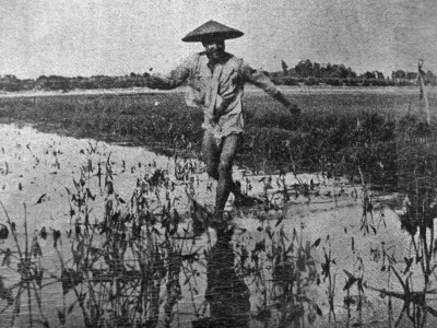 Цей льо-льот не бачить мого апарату, Китай, 1930-ті рр. (фото С. Яблонської)