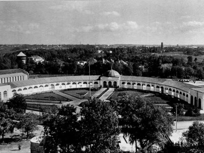 "Підкова" під час с/г виставки. Фото 1957 року