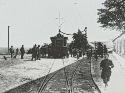 Трамвайний маршрут на Високий Замок. Фото 1912 року