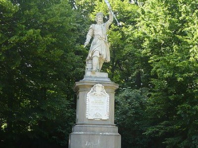 Пам'ятник Я.Кілінському в Стрийському парку. Сучасне фото