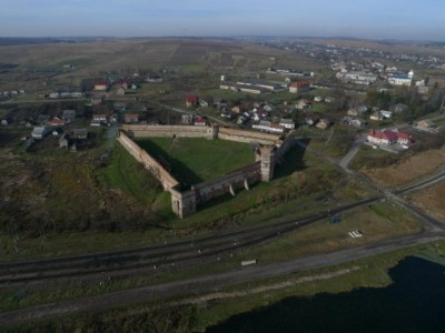 Старосільський замок. Вигляд з висоти. Сучасне фото