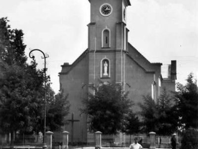 Микола Сеньковський. Костел у Кутах, 1939 р. (зі сайту http://proidysvit.livejournal.com/61415.html)