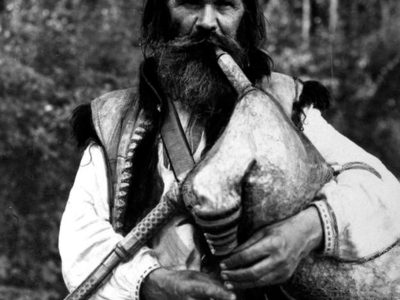 Микола Сеньковський. Дудар Козьма Михайлюк, Косів, 1931 р. (зі сайту http://audiovis.nac.gov.pl)