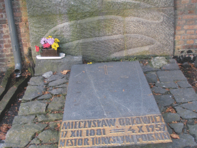 Могила М. Орловича