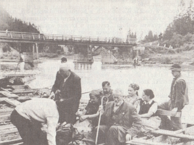 М. Орлович з туристами