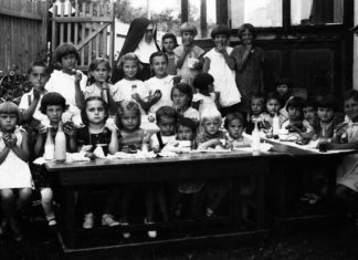 Захоронка у Калуші, ймовірно, 1920–1930-ті рр. (зі сайту http://ssmi-ua.org)