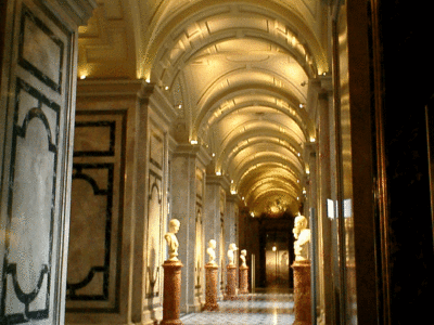 Частина античного залу Віденської галереї мистецтв