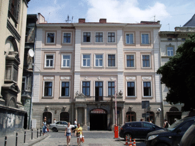 Будинок на вул. Театральній, 10