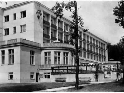 «Мармуровий палац» у Моршині, фасад. 1930-ті рр.