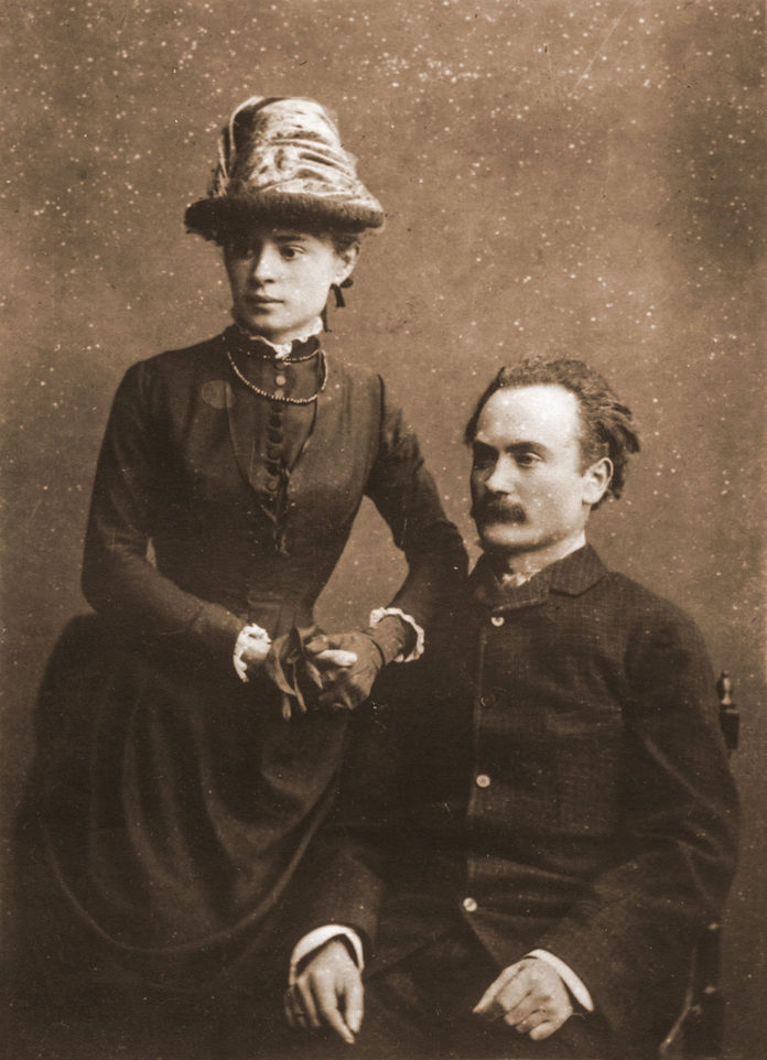 Іван Франко з дружиною Ольгою з Хоружинських у день шлюбу. Київ, 1886 р.