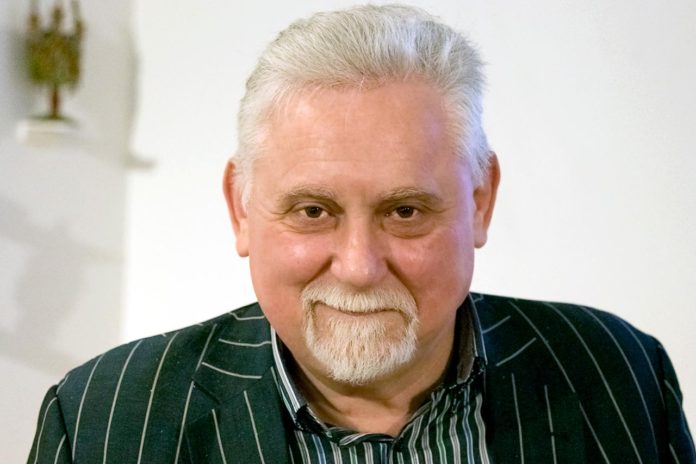 Заступник директора Інституту колекціонерства українських мистецьких пам’яток при НТШ у Львові Тарас Лозинський Заступник директора Інституту колекціонерства українських мистецьких пам’яток при НТШ у Львові Тарас Лозинський