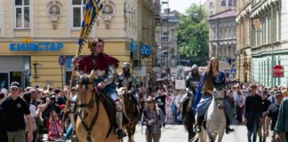 Святкова театралізована хода з нагоди святкування 761-ї річниці Дня міста Львов