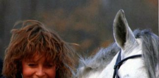 Квітка Цісик